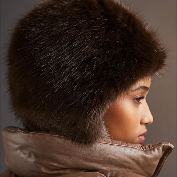 Anthropologie Helen Moore Faux Fur Hood
